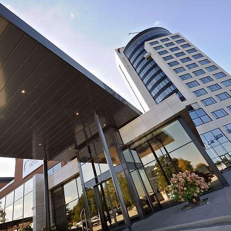 Van Der Valk Hotel Tiel Dış mekan fotoğraf
